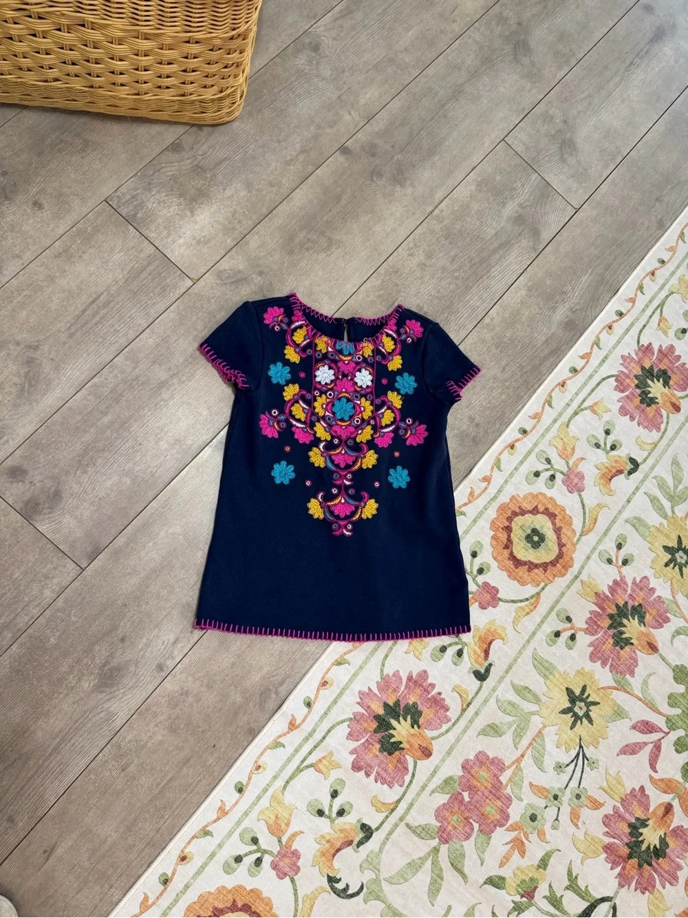 OshKosh b’Gosh 4T Girl Mexican Embroidered Floral Ethnic Boho Tunic Blouse